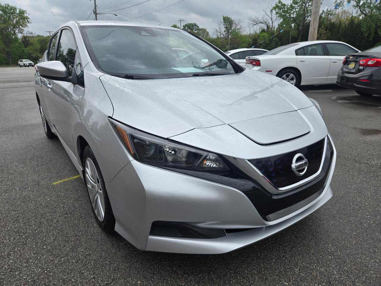 Used 2022 Nissan Leaf S FWD image 3