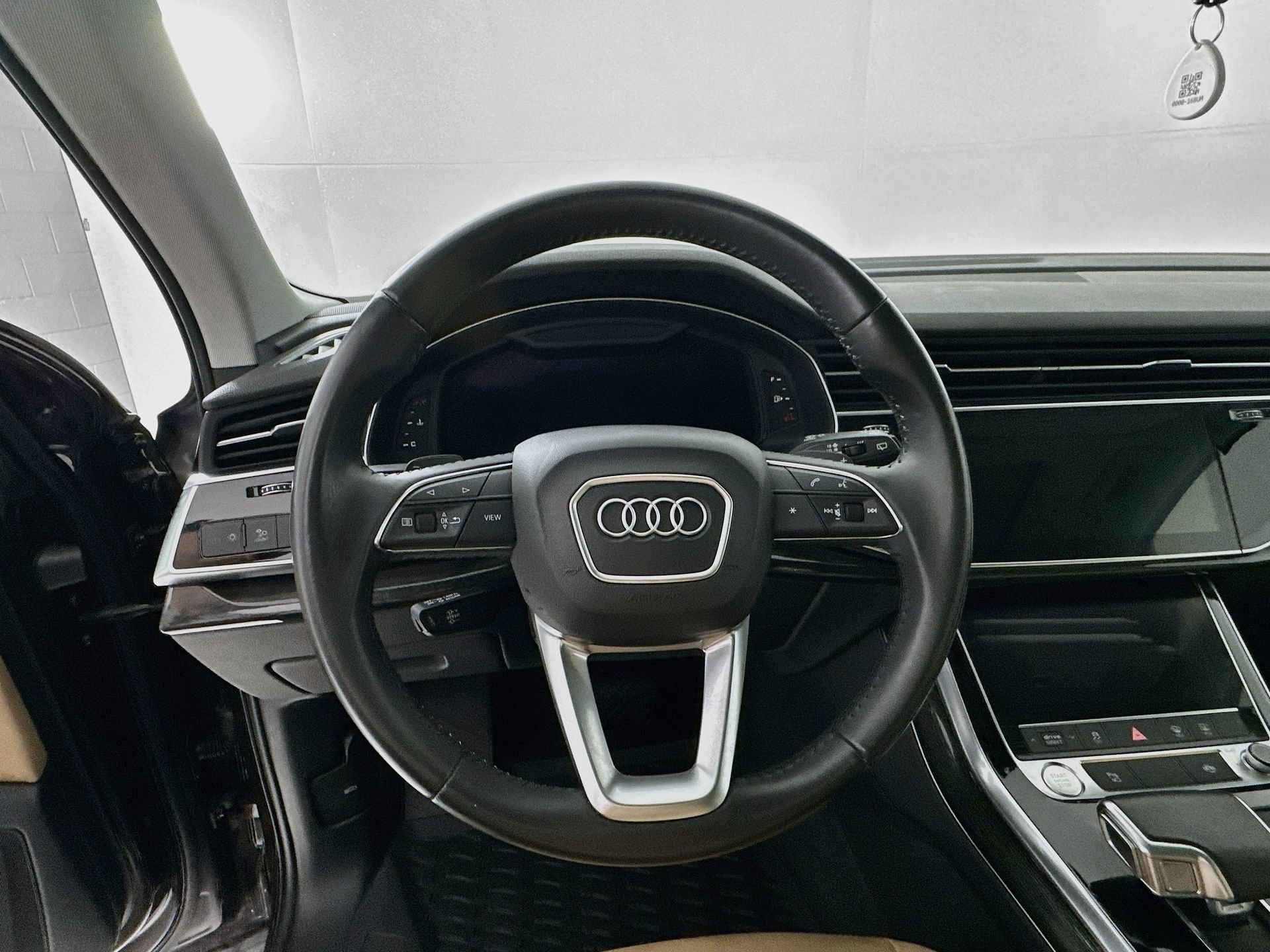 Used 2020 Audi Q7 2.0T Premium w/ Convenience Package AWD/4WD image 12
