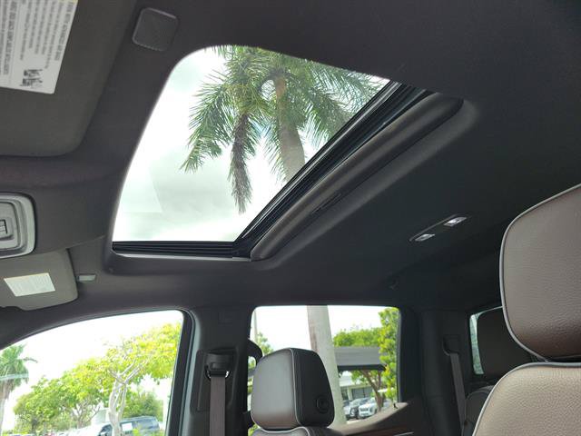 Used 2022 GMC Sierra 1500 Denali w/ Denali Reserve Package AWD/4WD image 36