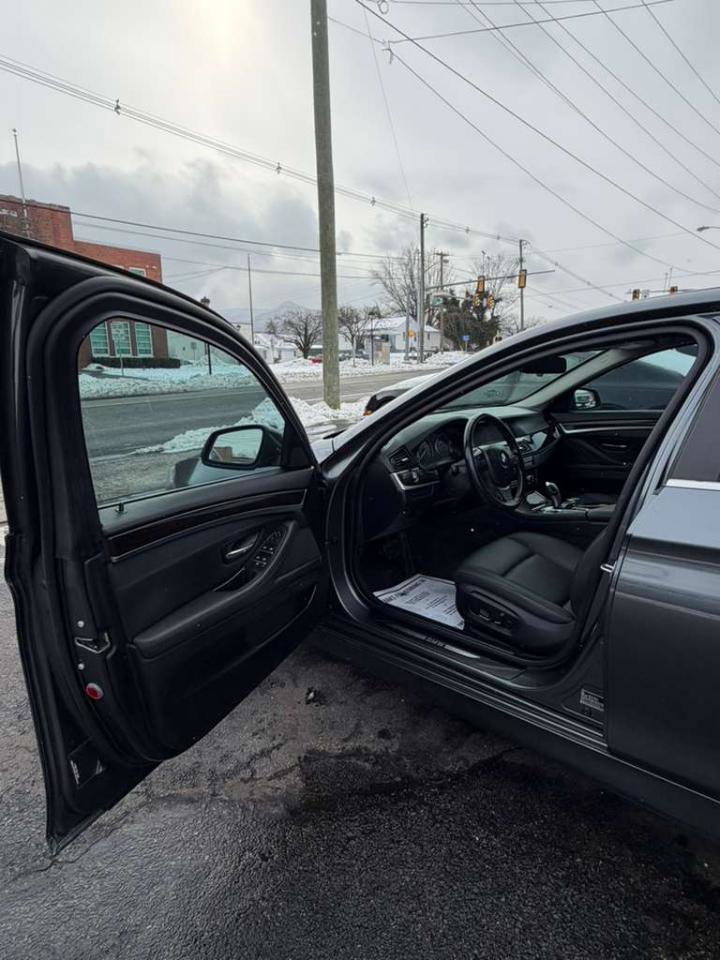 Used 2015 BMW 528i Sedan image 13