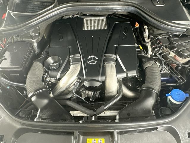 Used 2018 Mercedes-Benz GLS 550 4MATIC image 28