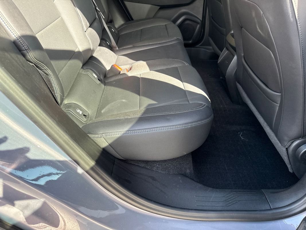 Used 2024 Chevrolet Equinox EV LT image 37