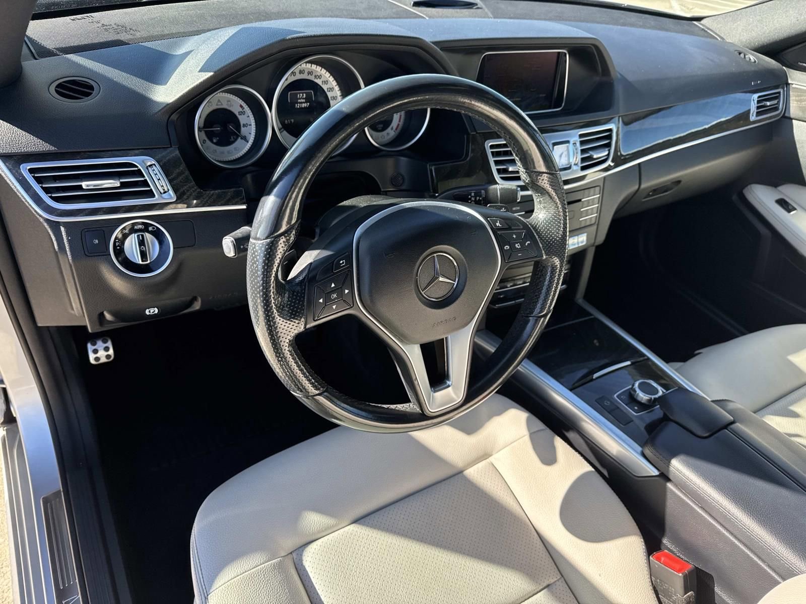 Used 2016 Mercedes-Benz E 250 Sedan image 17