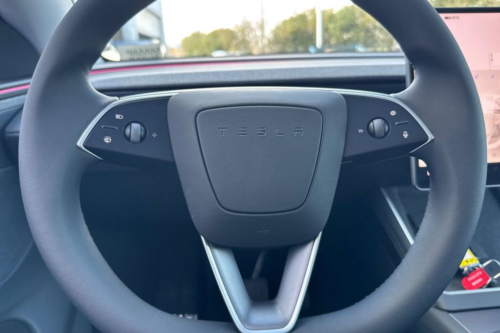 Used 2026 Tesla Model Y 2WD image 21