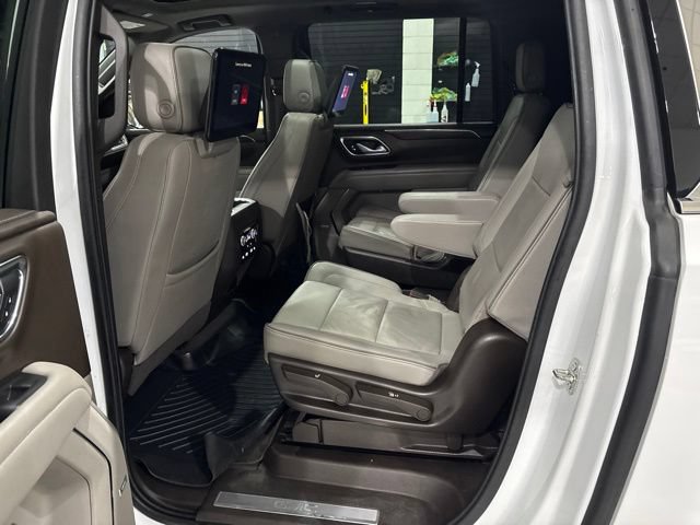 Used 2023 GMC Yukon XL SLT AWD/4WD image 14