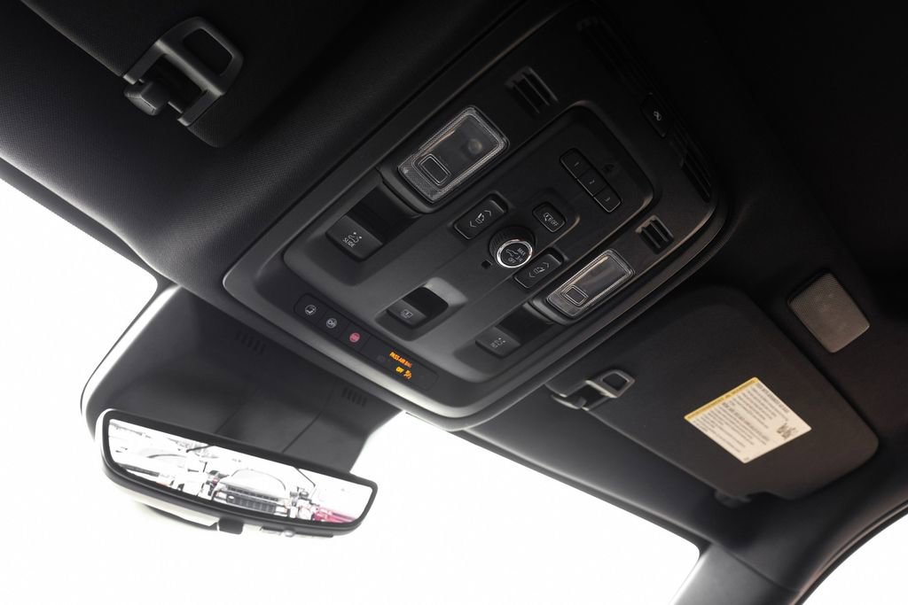 Used 2021 Cadillac Escalade Premium Luxury w/ Driver Assist Tech Package AWD/4WD image 29