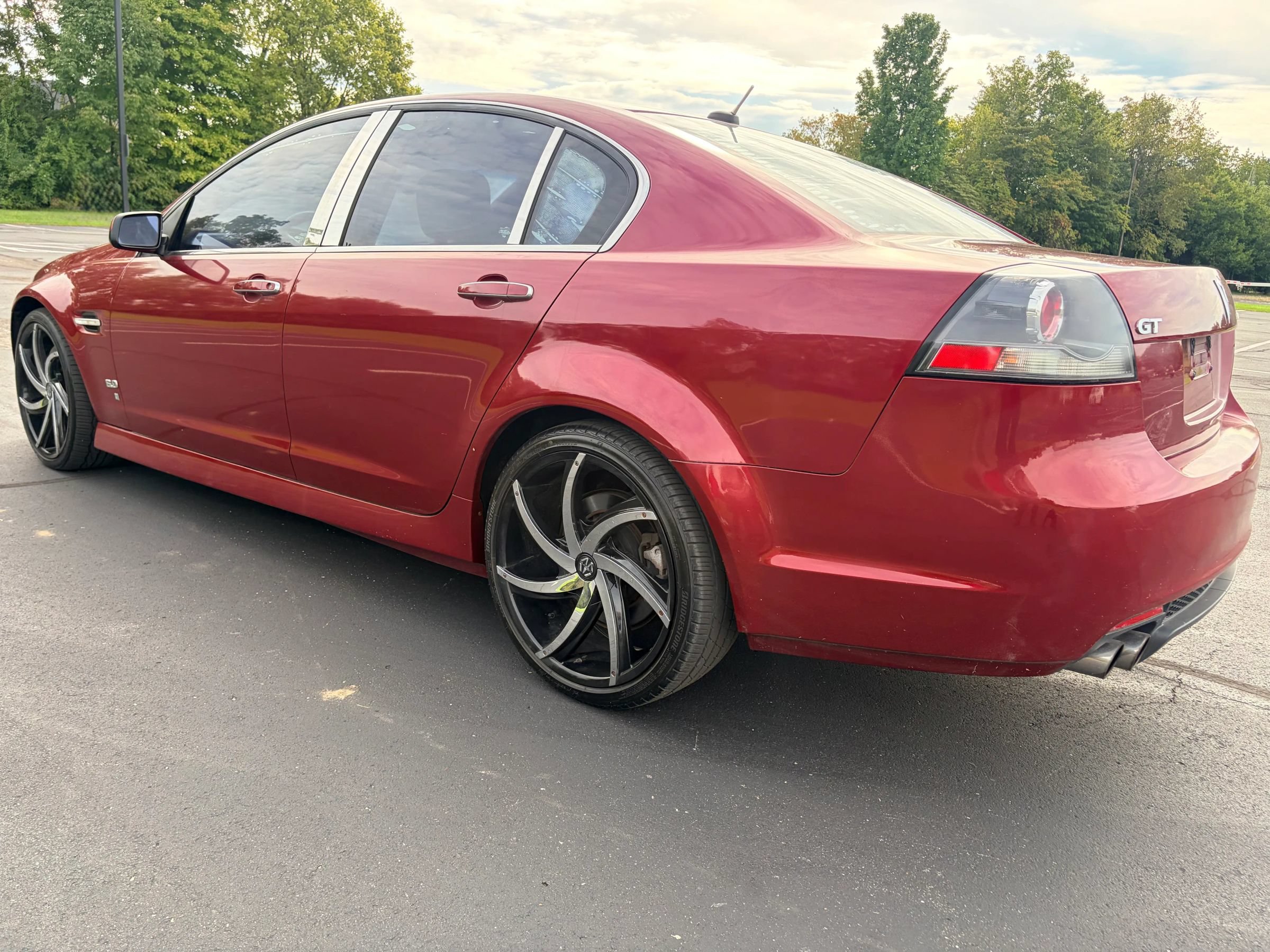 Used 2009 Pontiac G8 GT w/ Premium Package RWD image 3