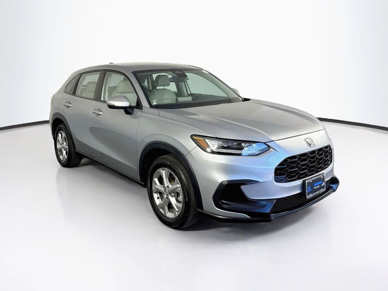 Used 2025 Honda HR-V LX image 11