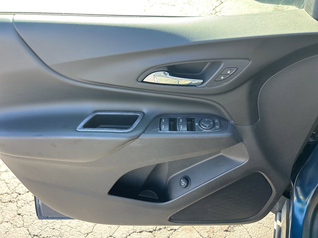 Used 2020 Chevrolet Equinox LT image 17