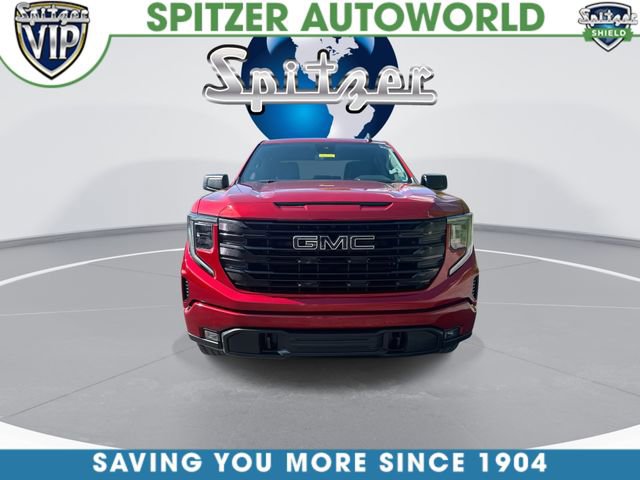 Used 2023 GMC Sierra 1500 Elevation w/ LPO, Elevation Black Package AWD/4WD image 5