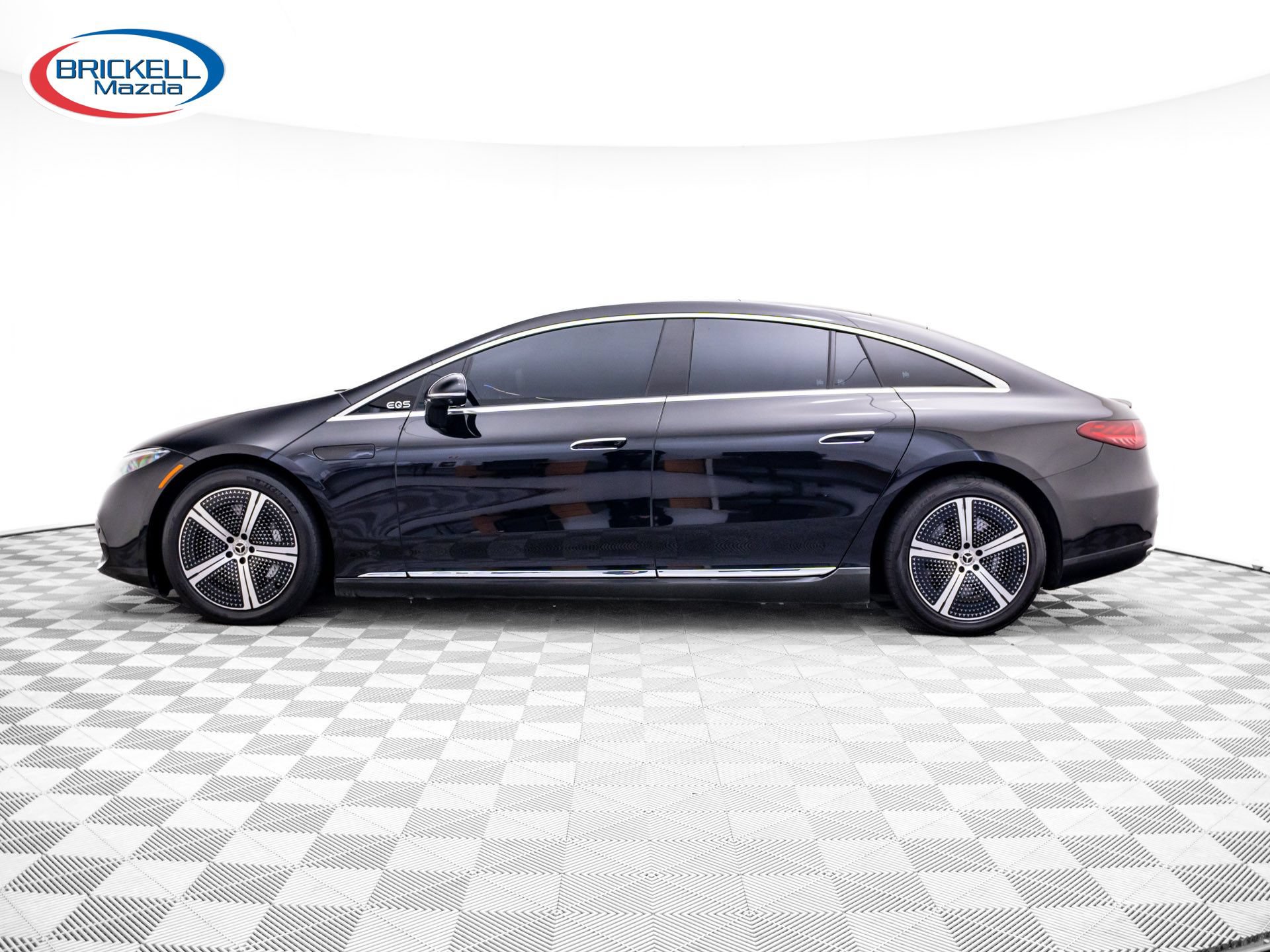 Used 2023 Mercedes-Benz EQS 450+ 4MATIC Sedan image 2