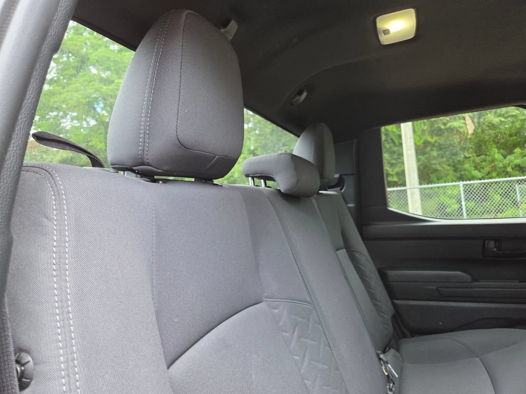 Certified 2024 Toyota Tacoma SR AWD/4WD image 18