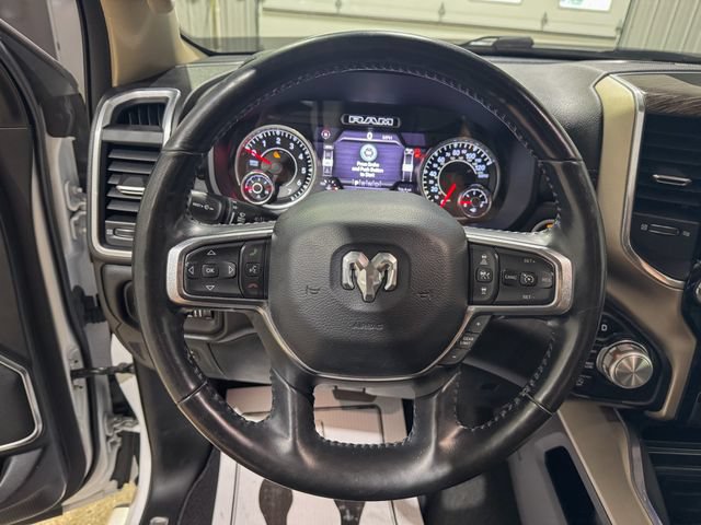 Used 2020 RAM 1500 Laramie AWD/4WD image 14