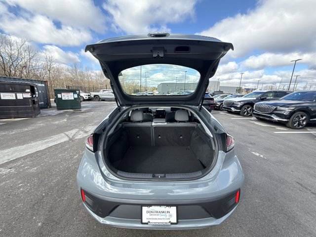 Used 2021 Hyundai Ioniq SE image 22