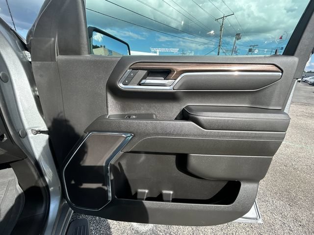 Used 2024 Chevrolet Silverado 1500 LT w/ Protection Package AWD/4WD image 20
