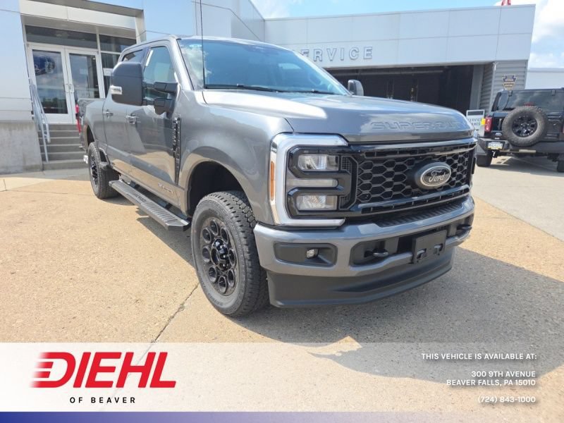 New 2026 Ford F250 XLT w/ XLT Premium Package AWD/4WD image 1