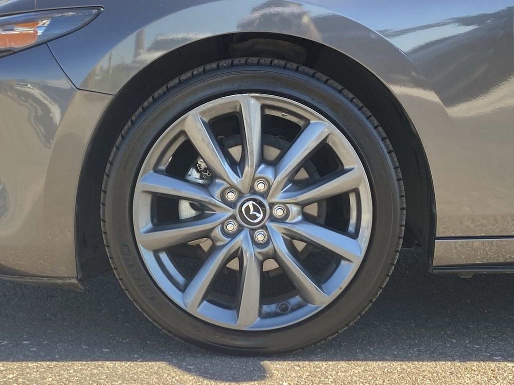 Used 2022 MAZDA MAZDA3 s image 9
