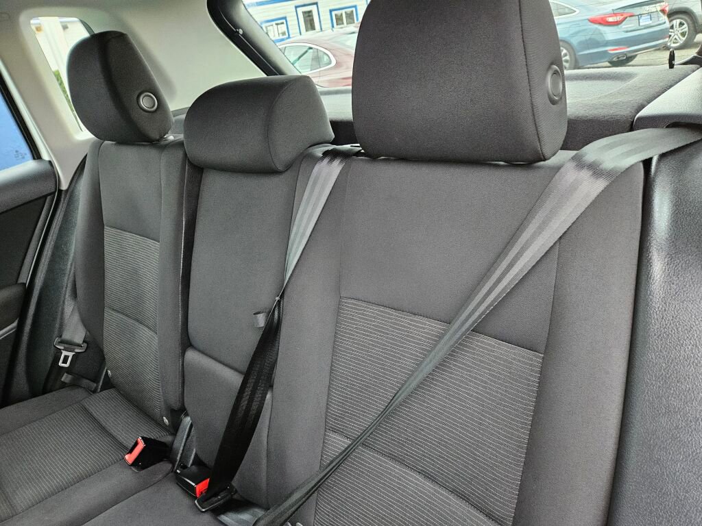 Used 2017 Volkswagen Tiguan Limited w/ Premium Package image 9