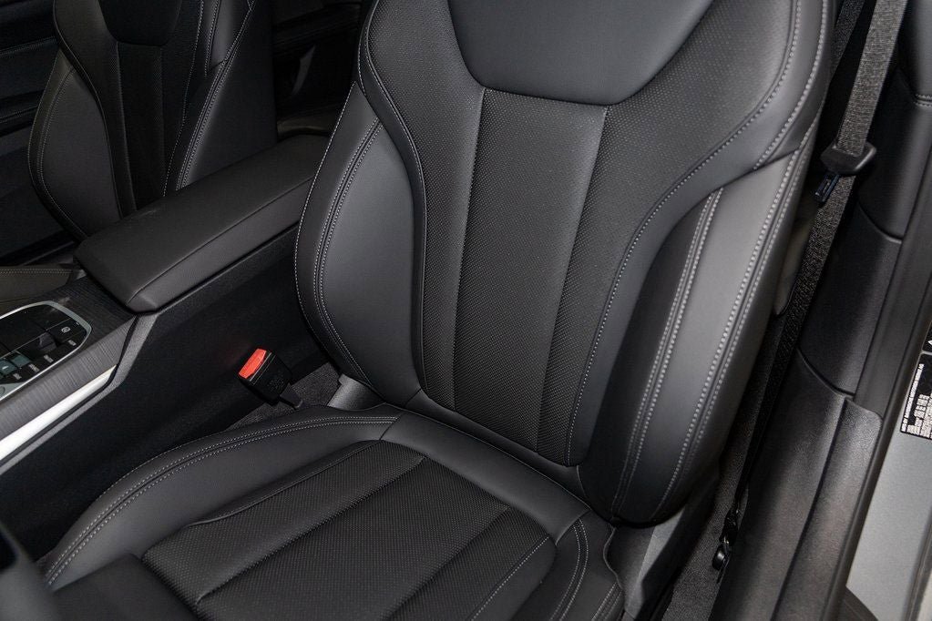 New 2026 BMW 430i xDrive Coupe w/ Premium Package AWD/4WD image 17