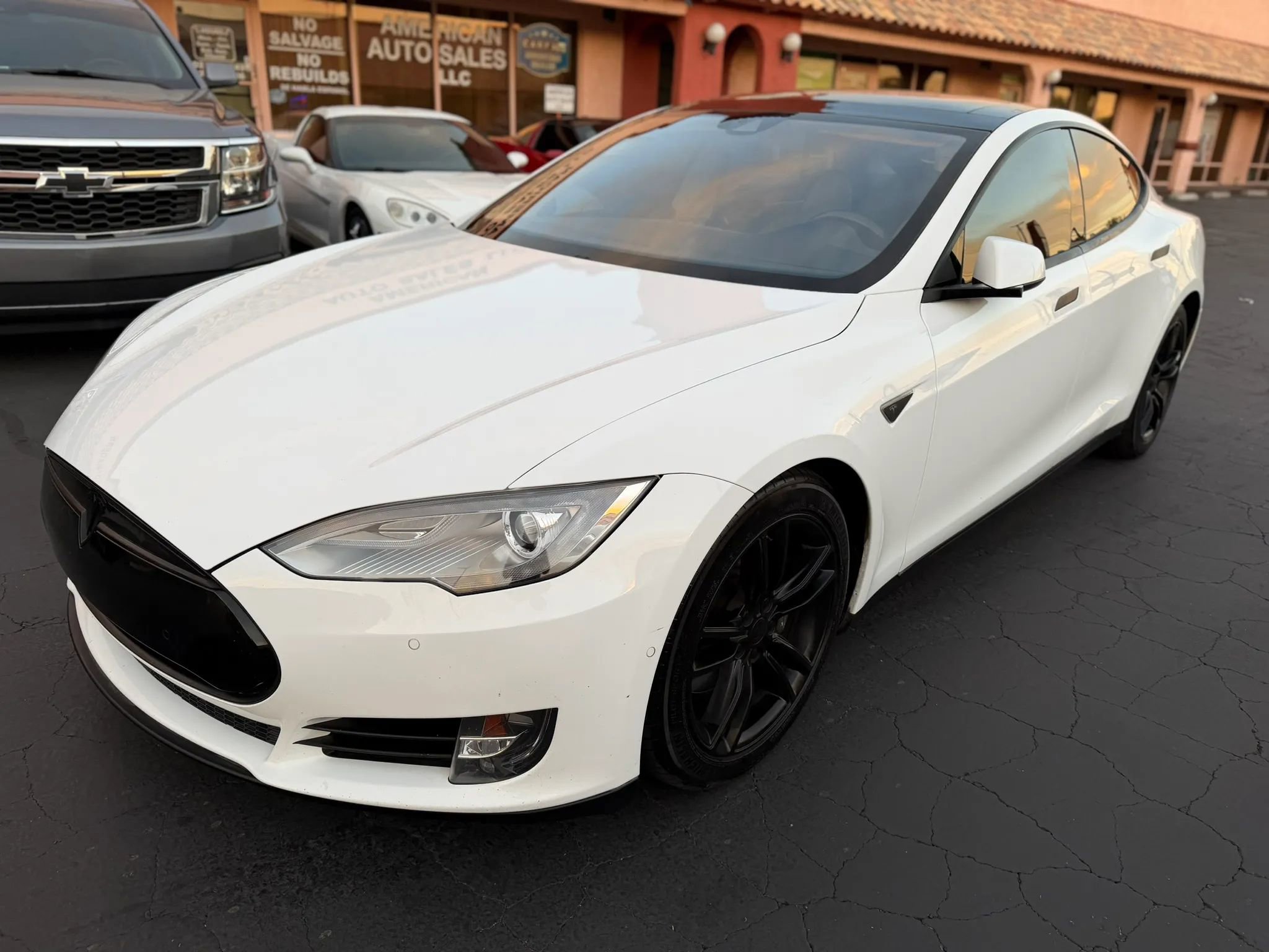 Used 2016 Tesla Model S 70D AWD/4WD image 2