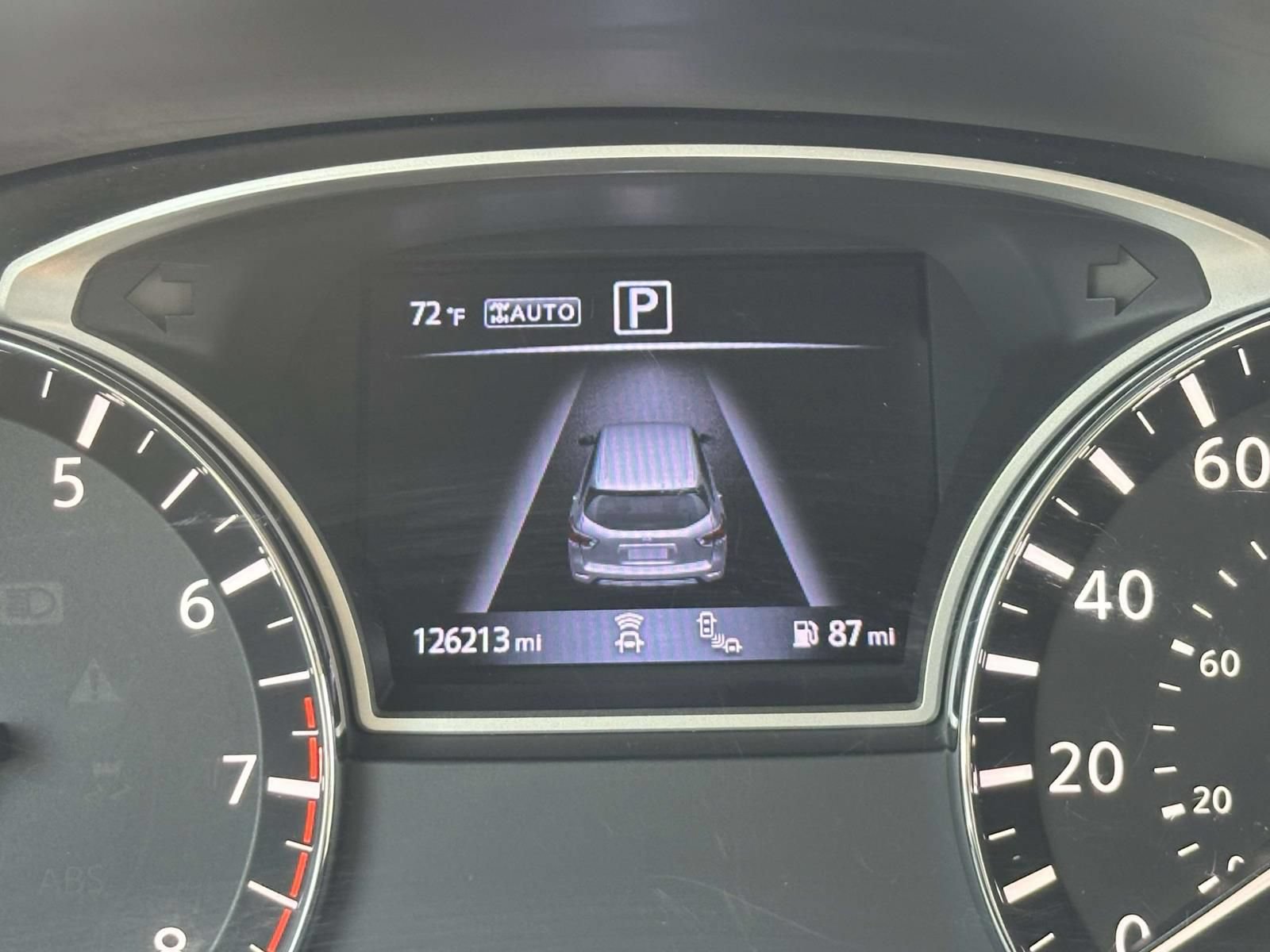 Used 2017 Nissan Pathfinder Platinum w/ Family Entertainment Package AWD/4WD image 20