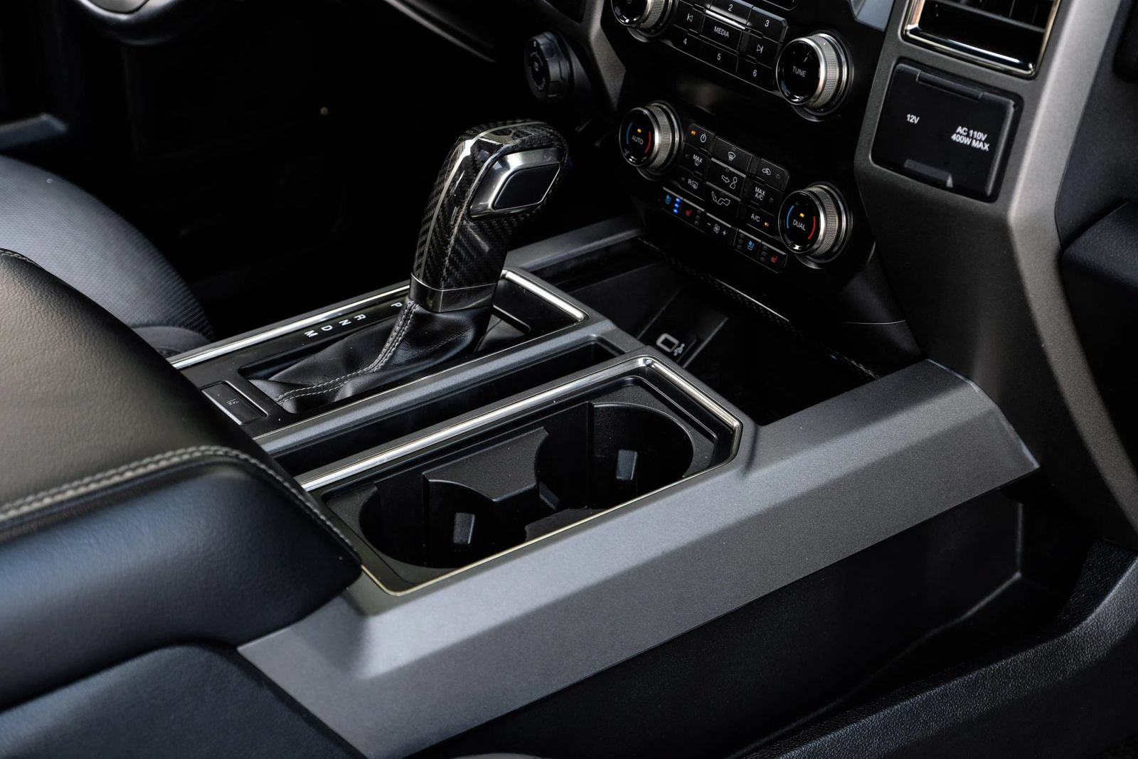 Used 2019 Ford F150 Raptor w/ Equipment Group 802A Luxury AWD/4WD image 23