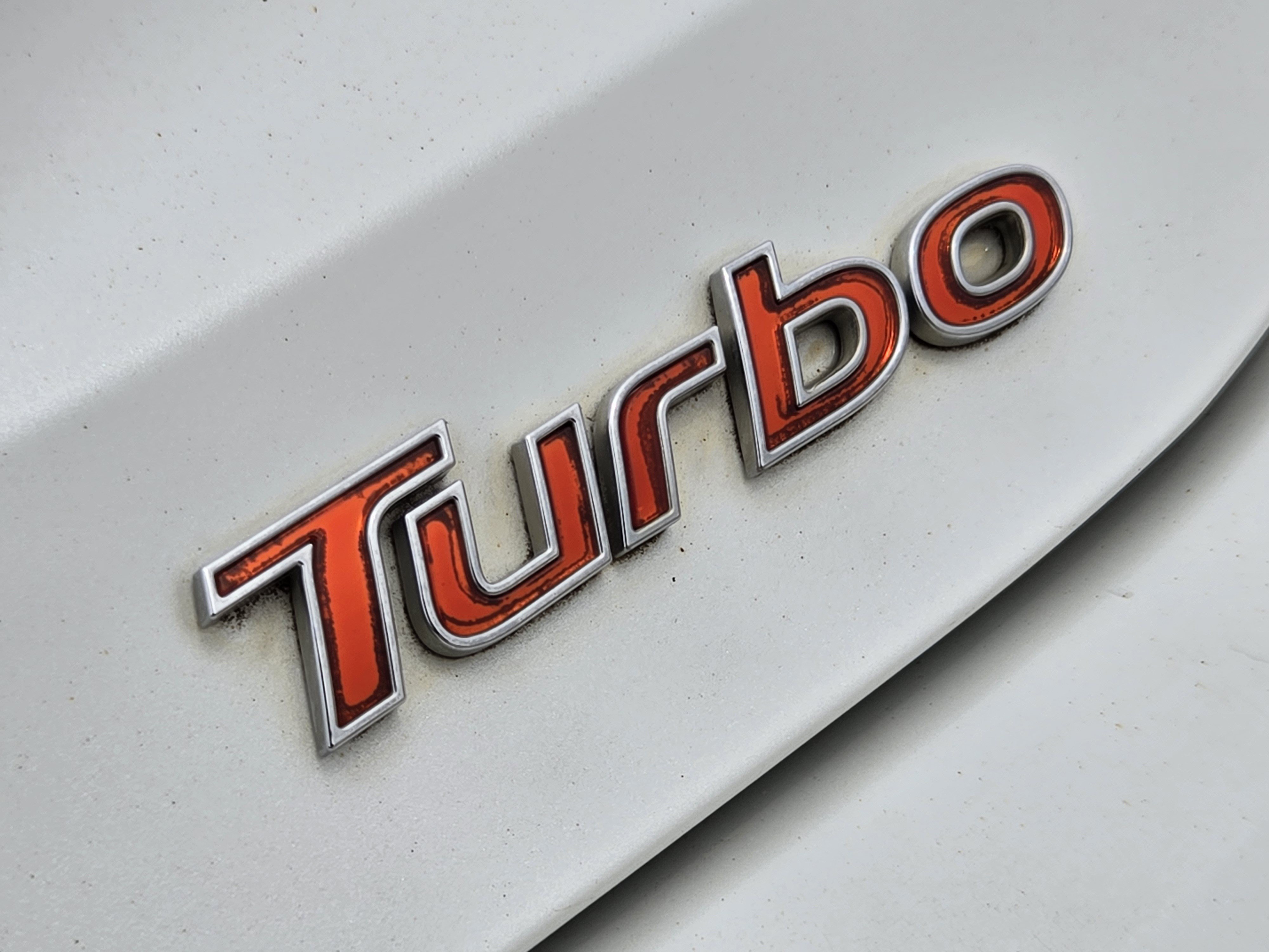 Used 2015 Hyundai Veloster Turbo FWD image 28