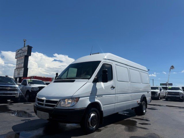 Used 2005 Dodge Sprinter 3500 w/ PWR Convenience Group image 2
