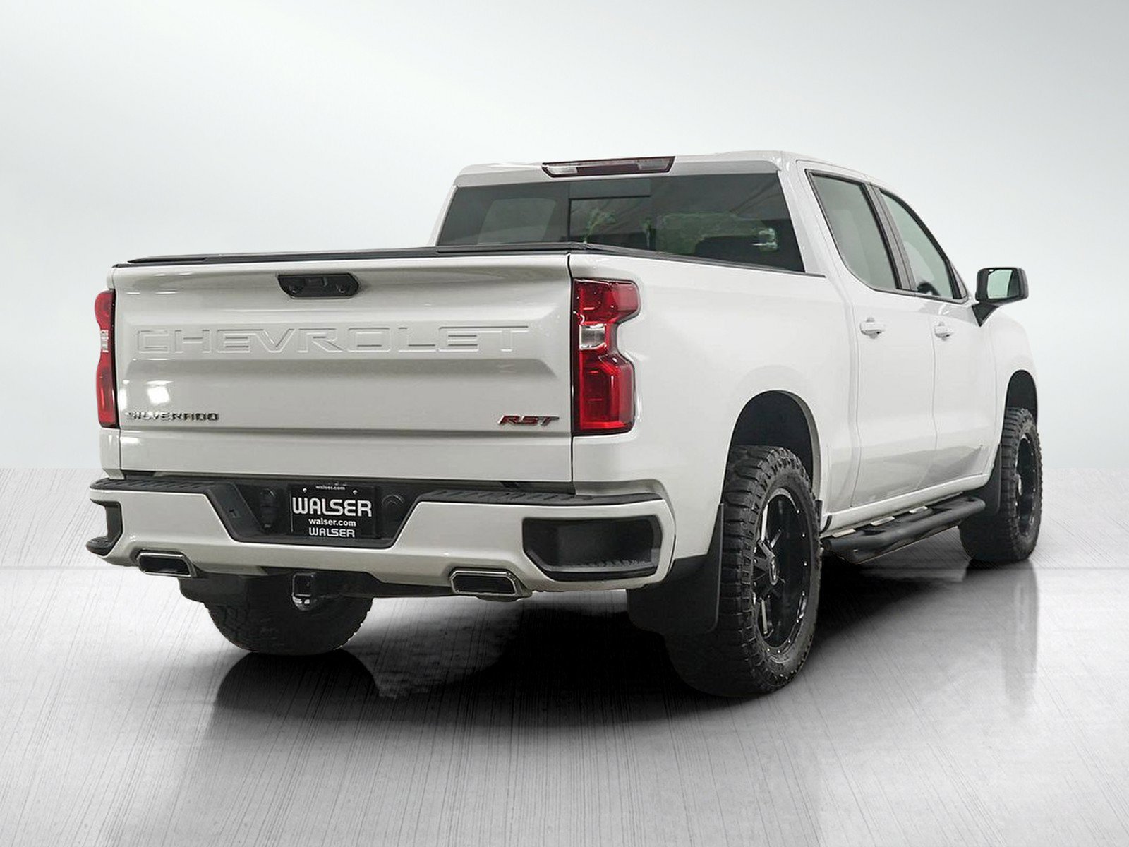 Used 2023 Chevrolet Silverado 1500 RST w/ Convenience Package II AWD/4WD image 5