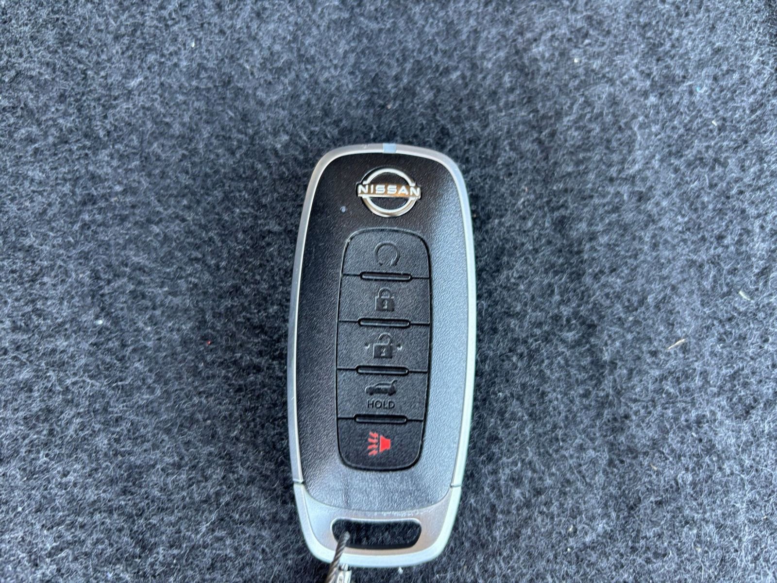 Used 2025 Nissan Rogue SV FWD image 27