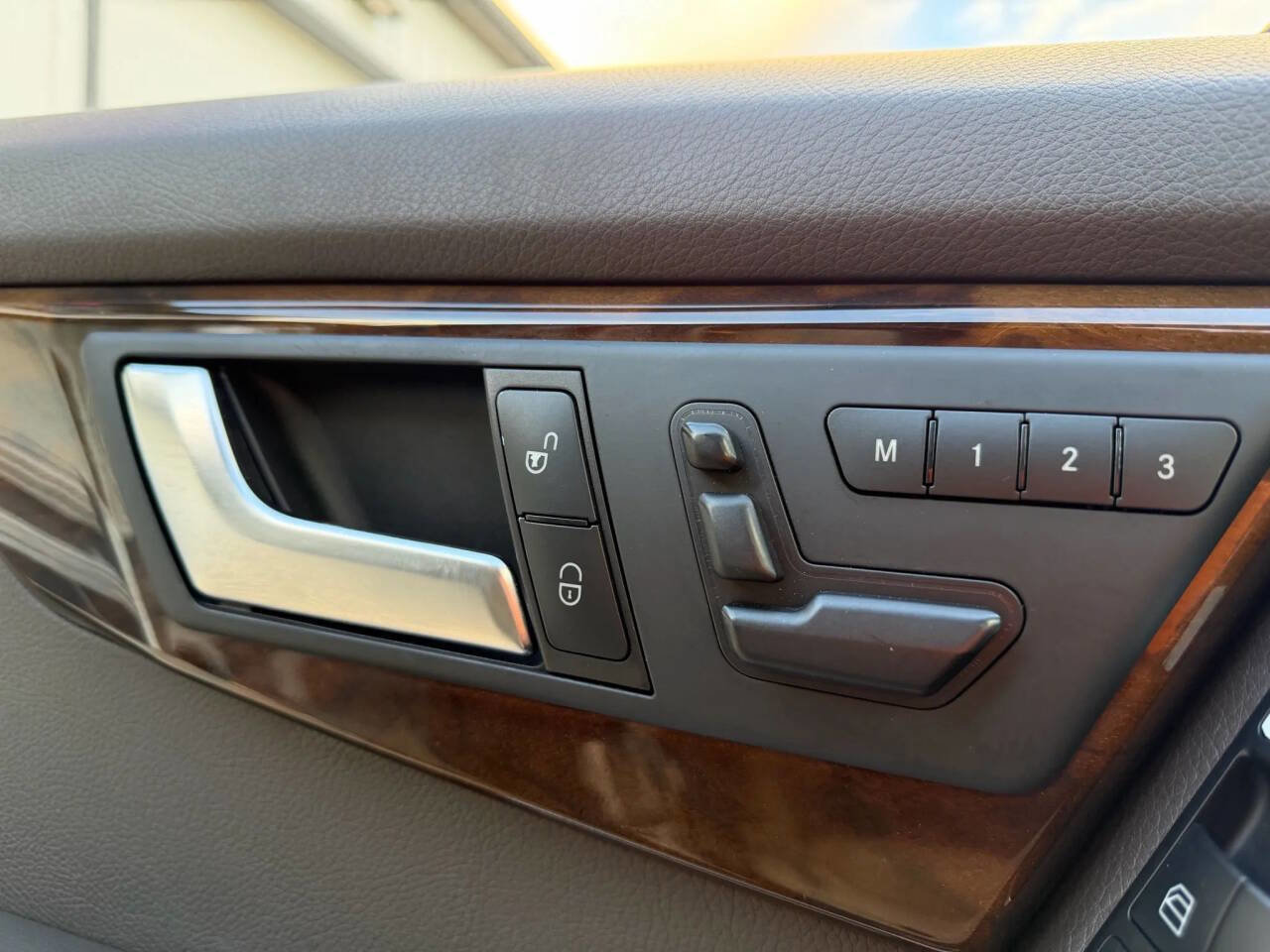 Used 2015 Mercedes-Benz GLK 250 BlueTEC 4MATIC image 23