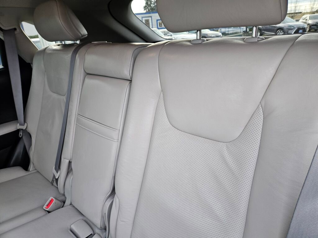 Used 2012 Lexus RX 450h AWD w/ Luxury Pkg image 15