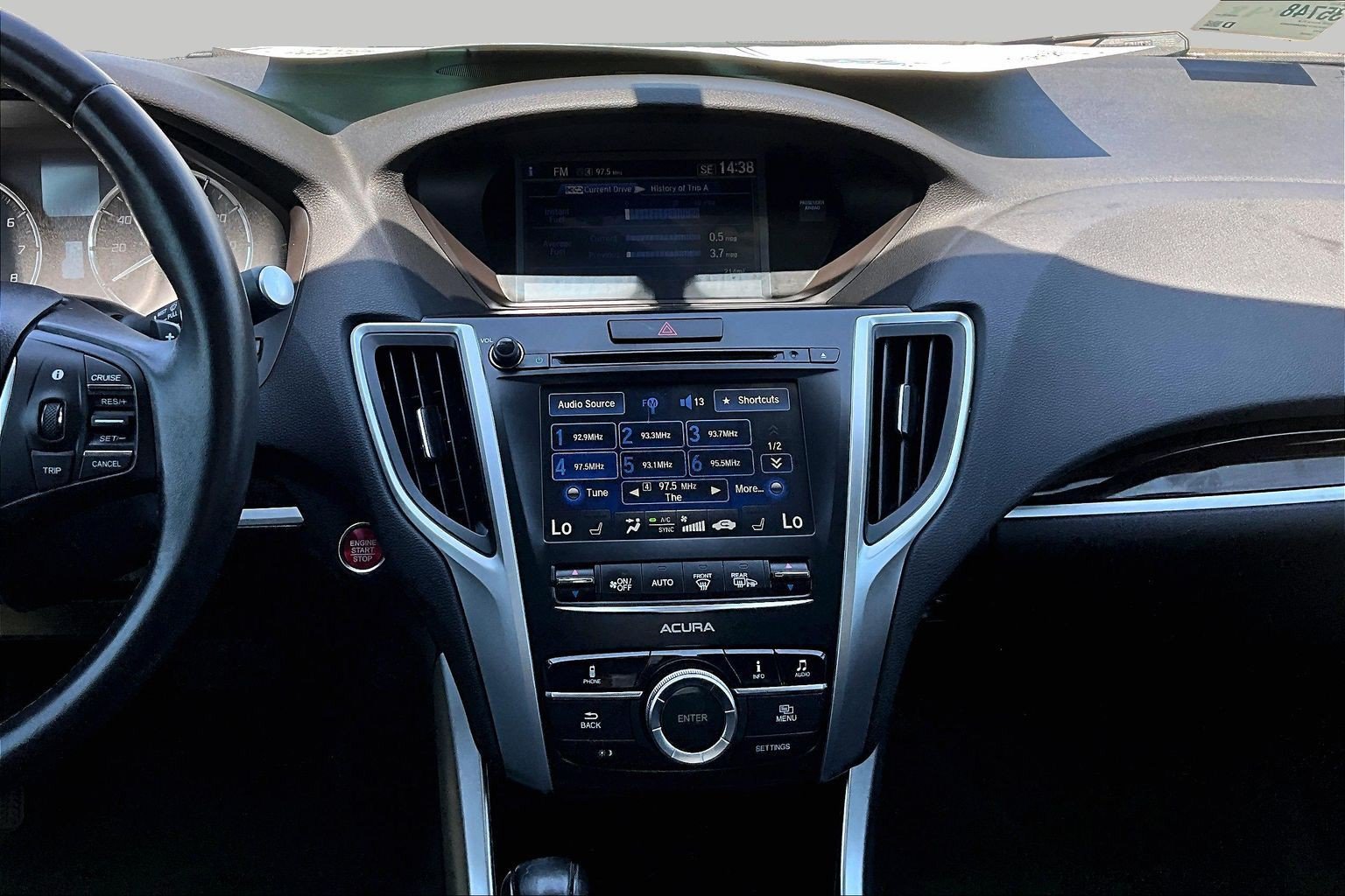 Used 2016 Acura TLX FWD image 6