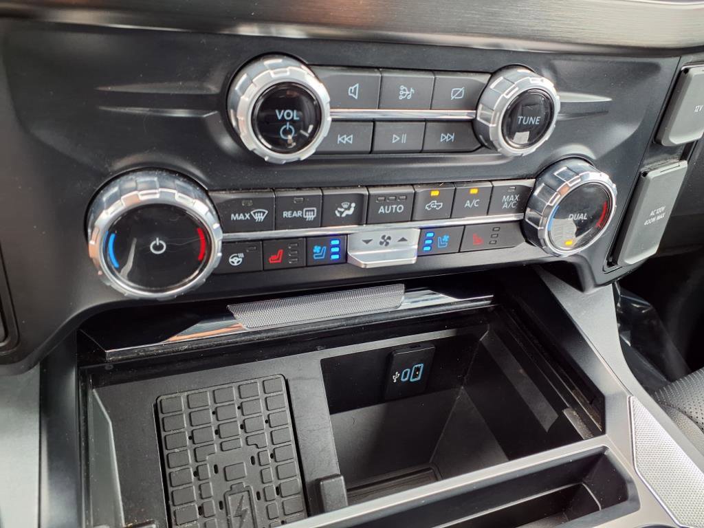 Used 2024 Ford F250 Lariat w/ Chrome Package image 6