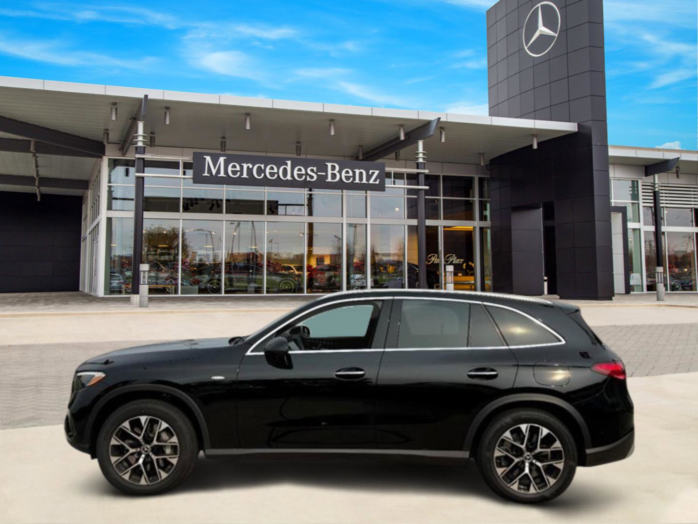 Certified 2025 Mercedes-Benz GLC 350e 4MATIC image 2