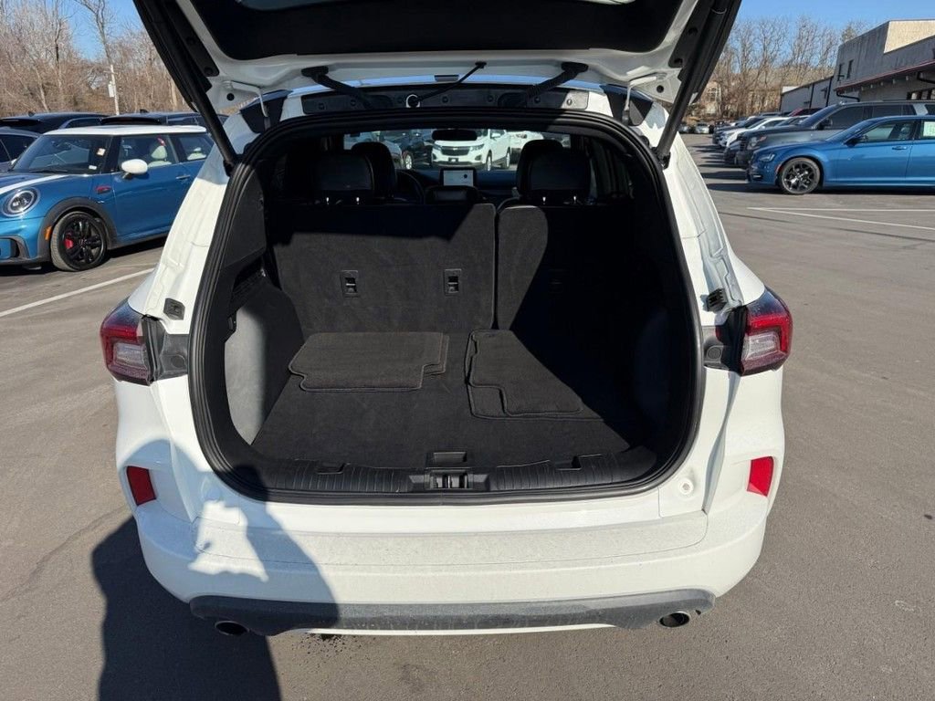 Used 2024 Ford Escape ST-Line image 5