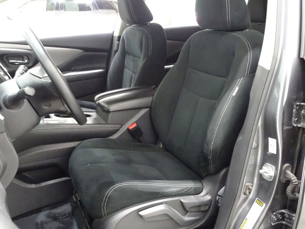 Used 2019 Nissan Murano S image 10
