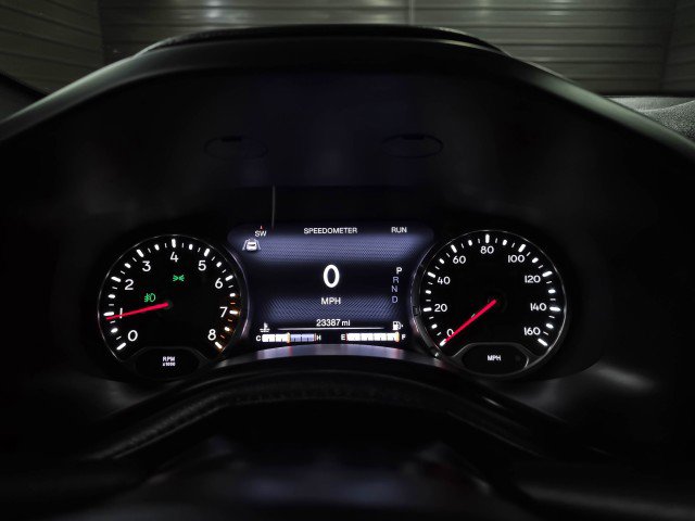 Used 2021 Jeep Renegade Latitude AWD/4WD image 21