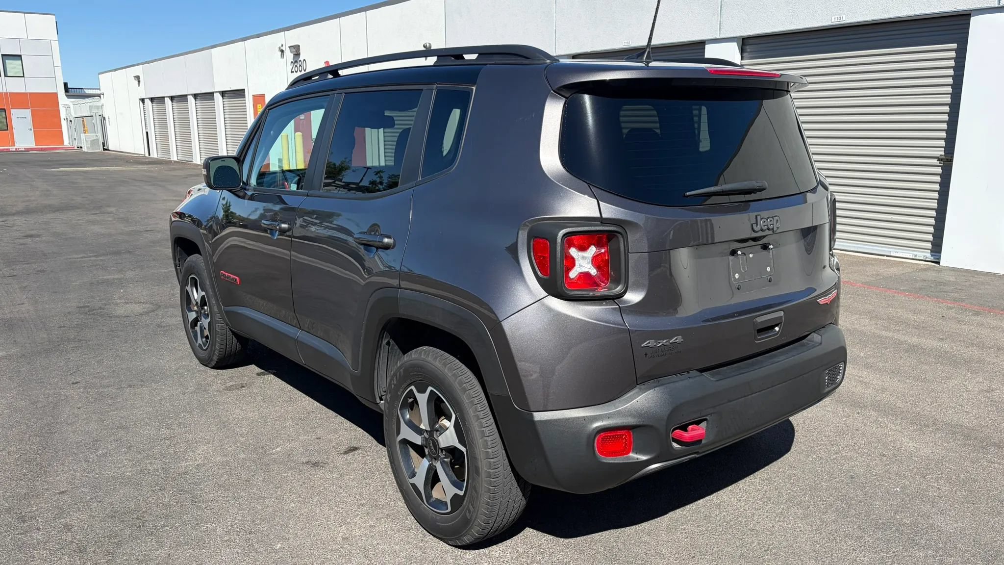 Used 2019 Jeep Renegade Trailhawk w/ Cold Weather Group II AWD/4WD image 3