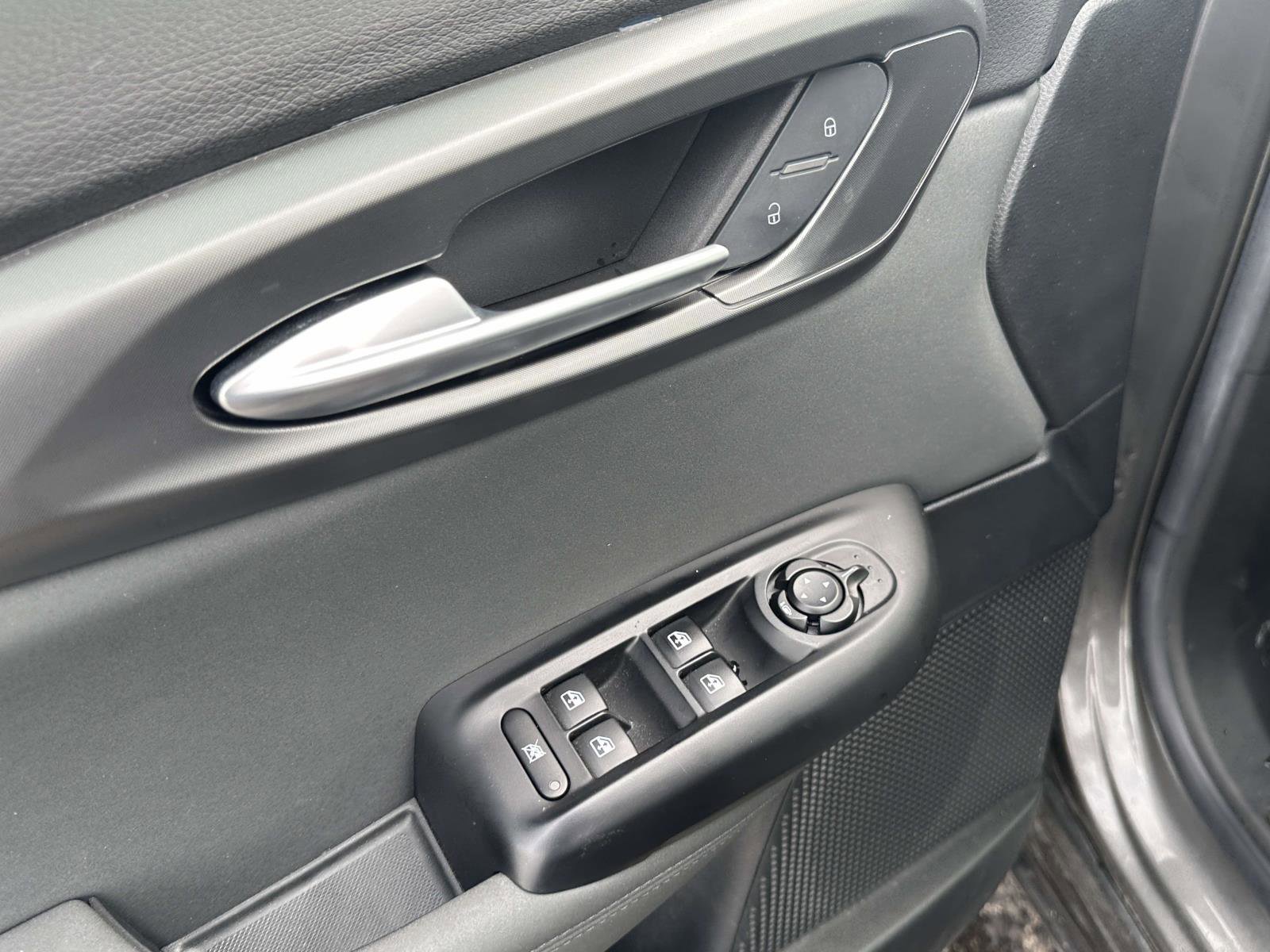 Used 2024 Alfa Romeo Tonale Ti image 18