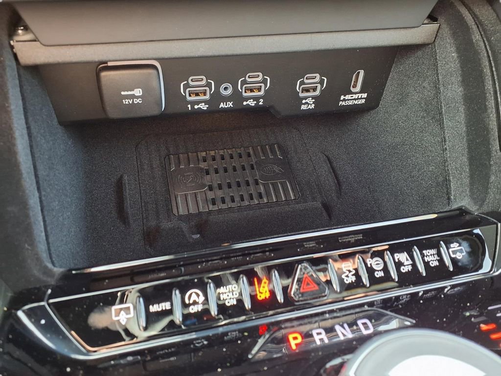 New 2026 Jeep Grand Wagoneer Summit image 11