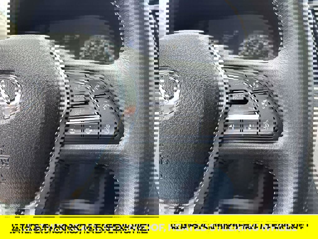 Used 2023 INFINITI Q50 Luxe w/ Cargo Package image 19