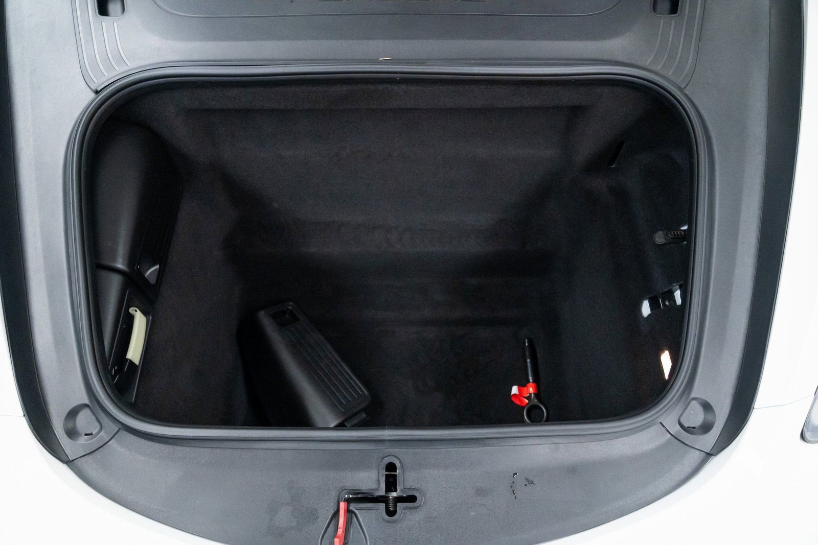 Used 2018 Porsche 718 Cayman S image 8