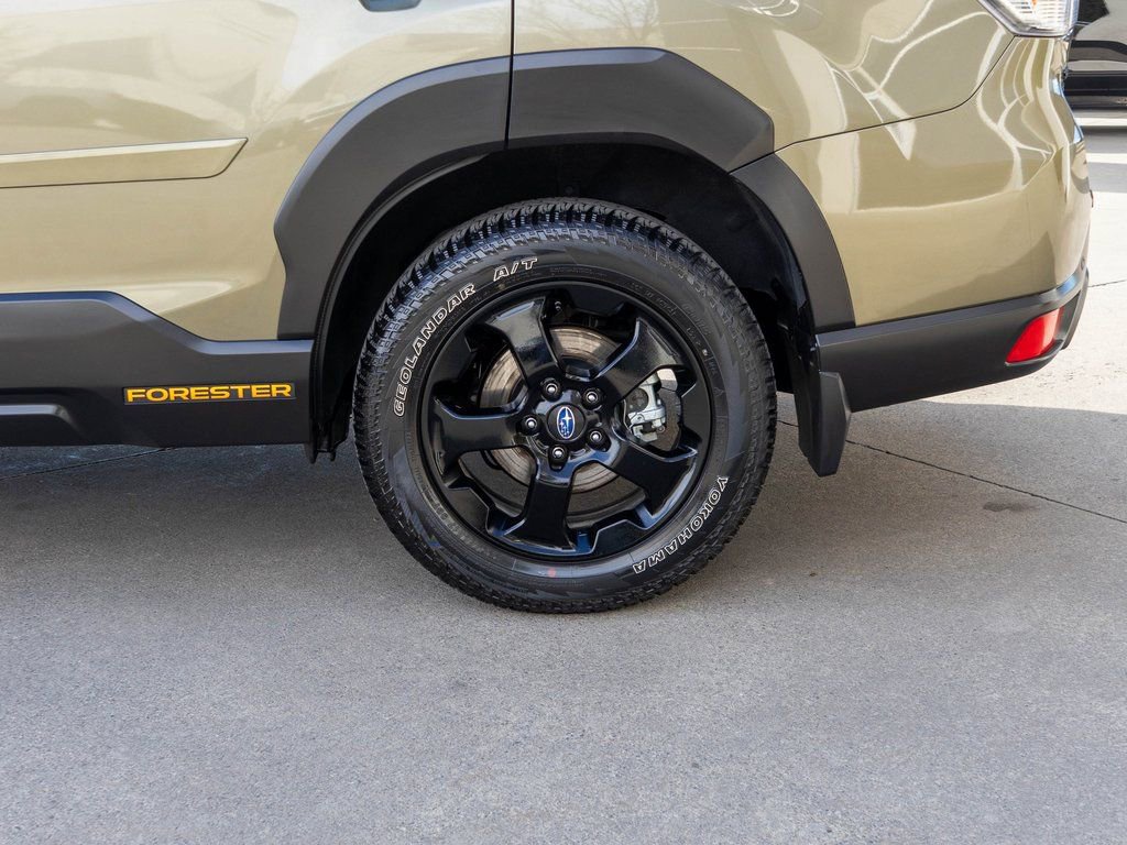 Used 2025 Subaru Forester Wilderness AWD/4WD image 32