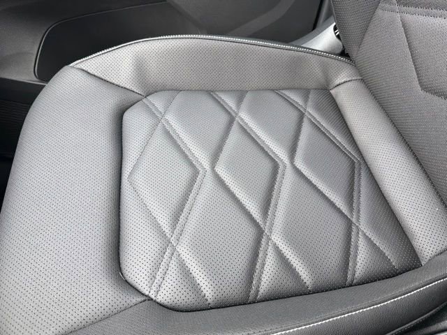 New 2026 Volkswagen Atlas SE AWD/4WD image 32