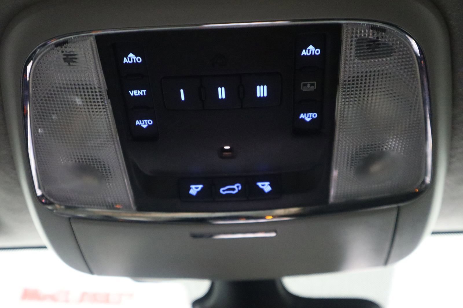 Used 2017 Jeep Grand Cherokee Summit AWD/4WD image 44
