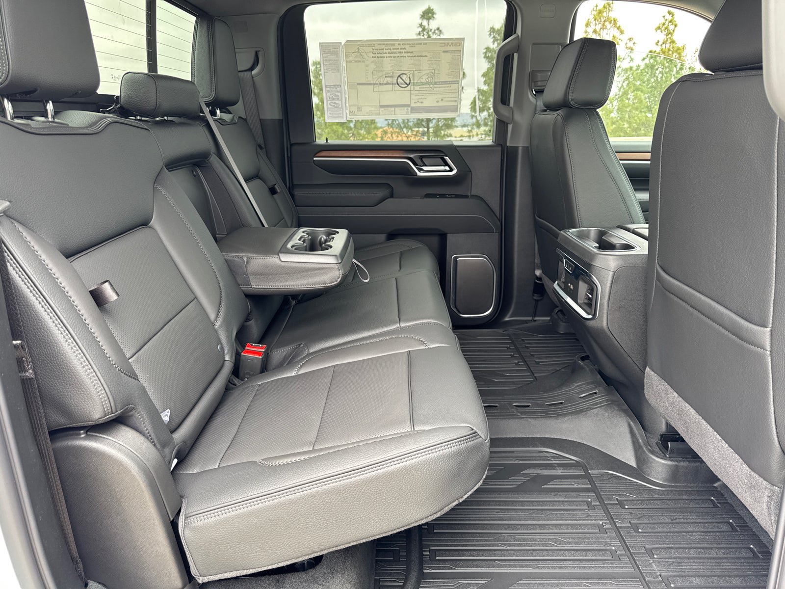 New 2026 GMC Sierra 2500 Denali w/ Denali Reserve Package AWD/4WD image 19