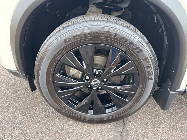 Certified 2023 Nissan Rogue SV w/ SV Premium B Package image 33