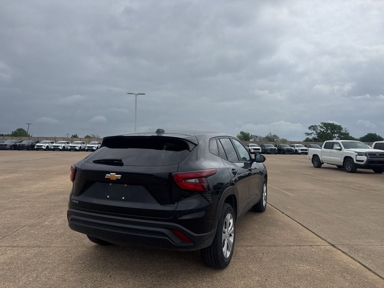 Used 2025 Chevrolet Trax LS image 18