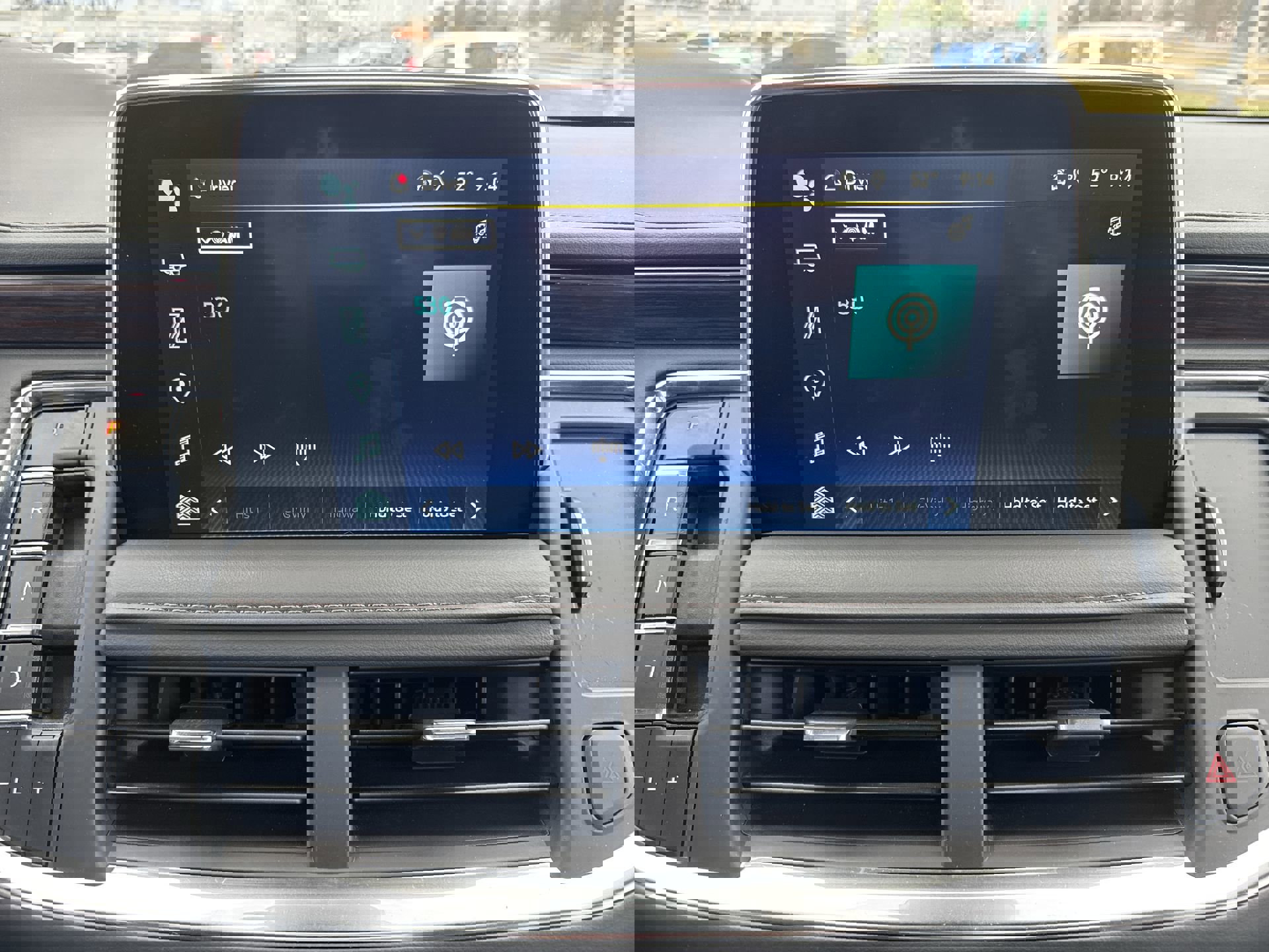 Used 2024 Chevrolet Tahoe High Country w/ Advanced Technology Package image 16